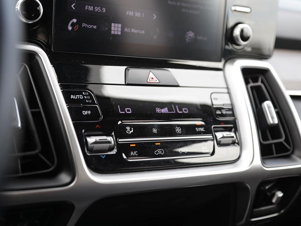 used 2021 Kia Sorento car, priced at $30,697