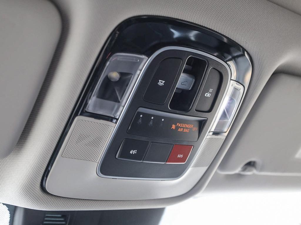 used 2024 Hyundai Tucson Hybrid car, priced at $37,194