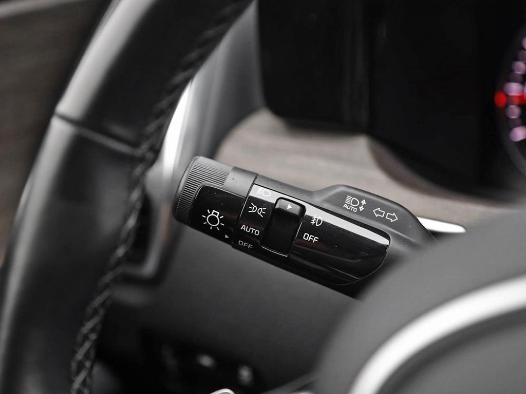 used 2023 Kia Sorento car, priced at $34,697
