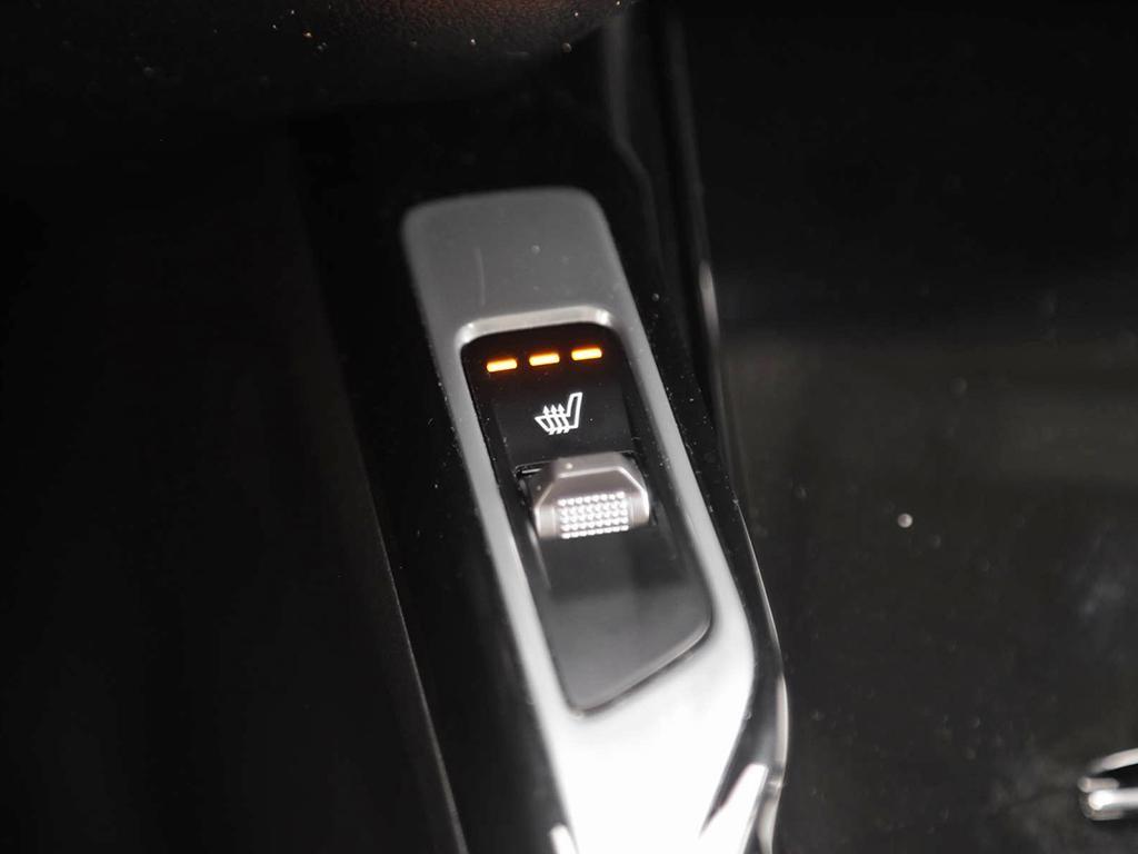 used 2023 Kia Sorento car, priced at $34,697