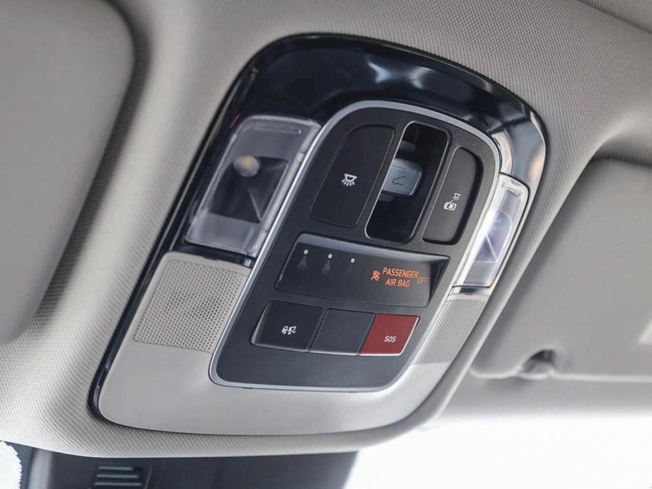 used 2024 Hyundai Tucson Hybrid car, priced at $35,697