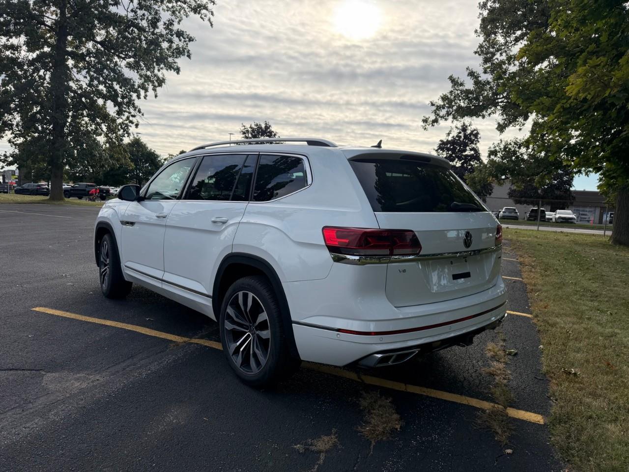 used 2022 Volkswagen Atlas car, priced at $31,697