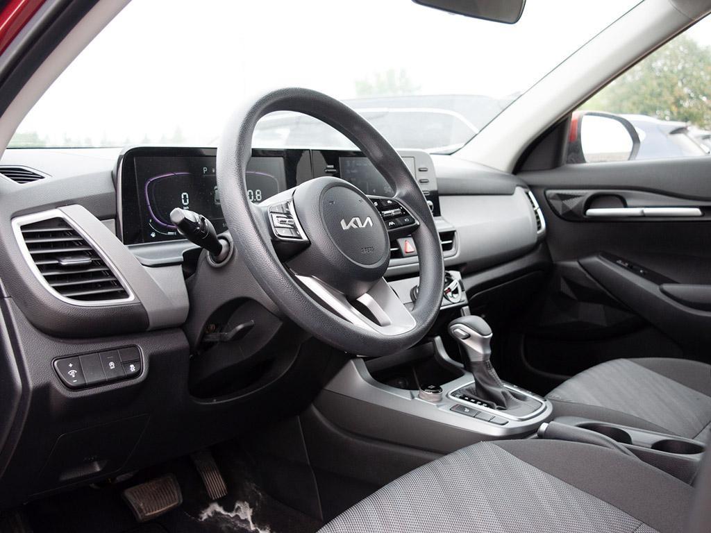used 2025 Kia Seltos car, priced at $25,697