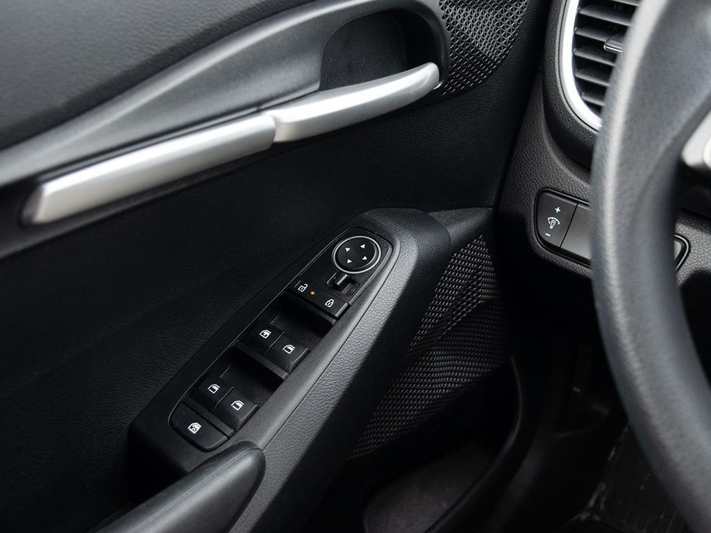 used 2025 Kia Seltos car, priced at $25,697