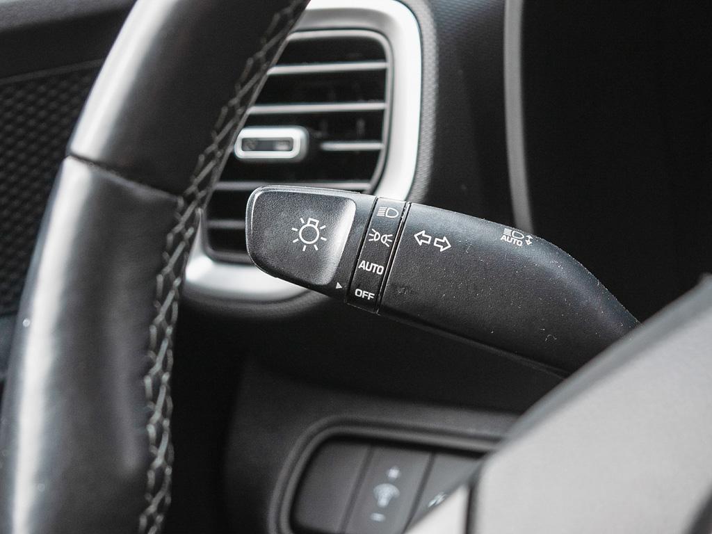 used 2021 Hyundai Venue car, priced at $17,697
