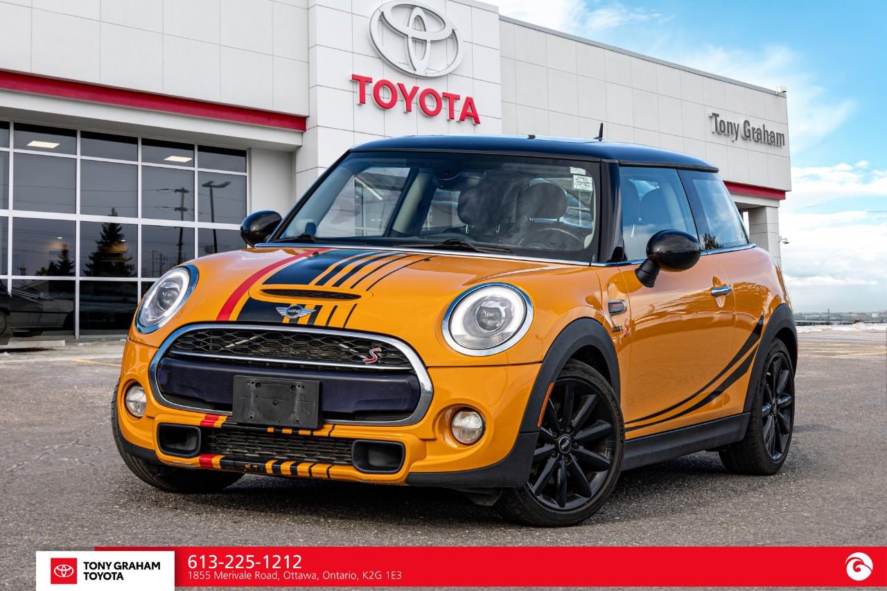 2015 MINI Cooper S 2-Door Hatchback FWD