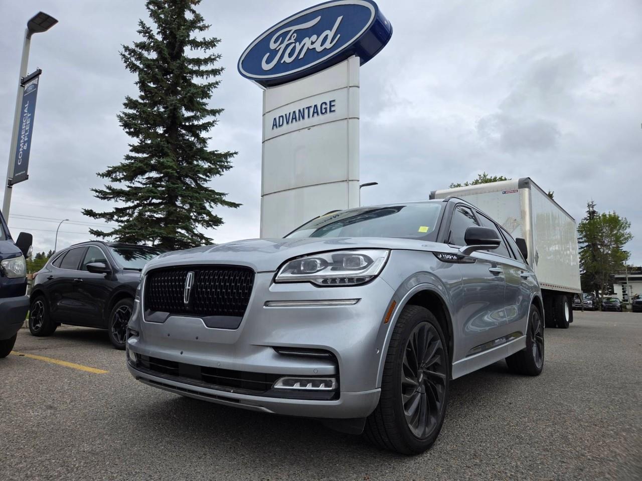 Silver 2022 Lincoln Aviator SUV / Crossover All-Wheel Drive Automatic