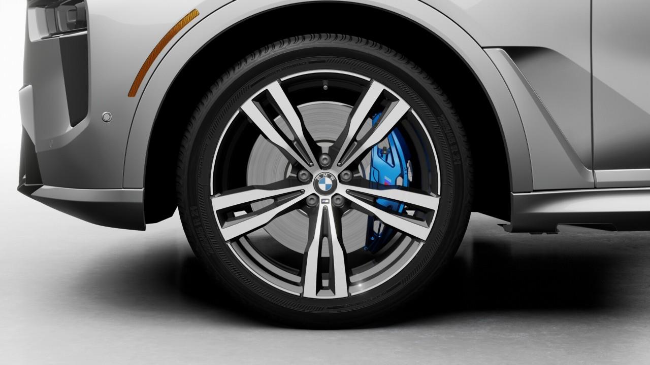 new 2027 BMW X7 car, priced at $137,234