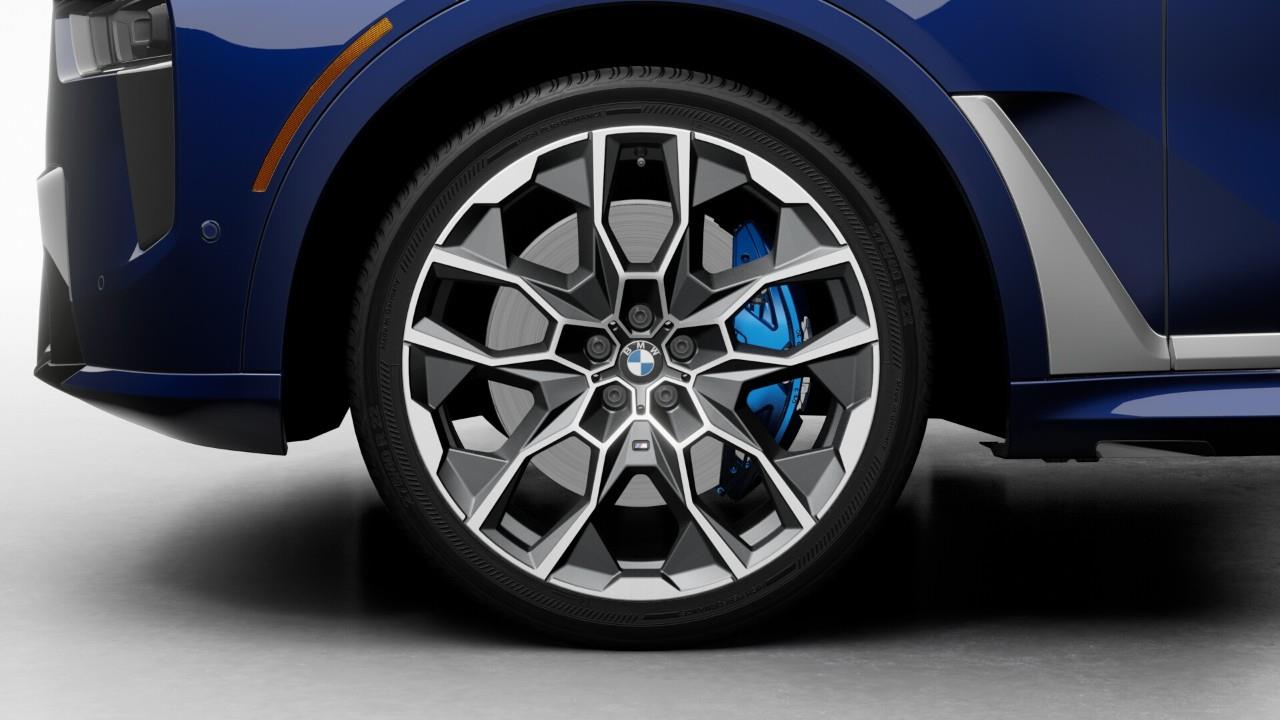 new 2027 BMW X7 car, priced at $145,284