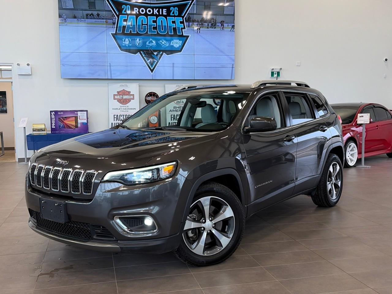 Gray 2019 Jeep Cherokee SUV / Crossover Front-Wheel Drive 9-Speed Automatic