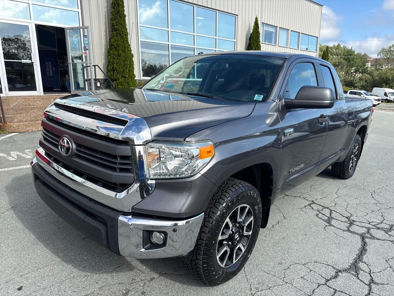 Gray 2014 Toyota Tundra Pickup Truck Four-Wheel Drive 6-Speed Automatic
