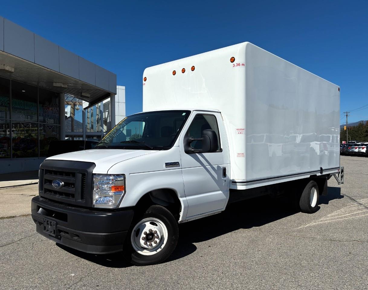 White 2025 Ford E-Series Chassis Pickup Truck Rear-Wheel Drive 6-Speed Automatic