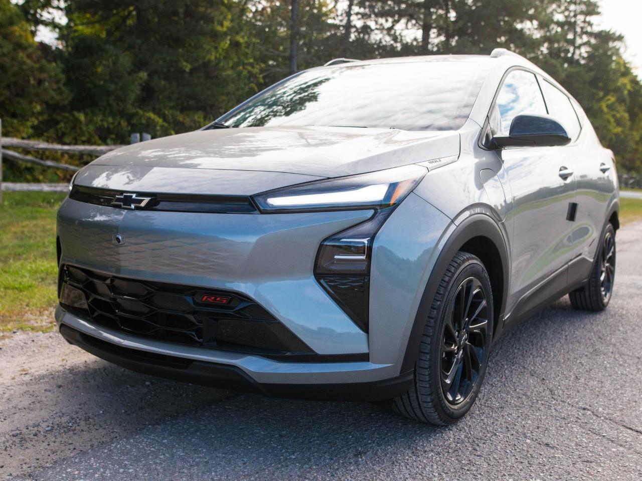 2027 Chevrolet Bolt RS FWD