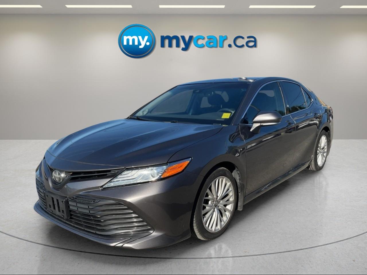 Gray 2019 Toyota Camry Sedan Front-Wheel Drive 8-Speed Automatic