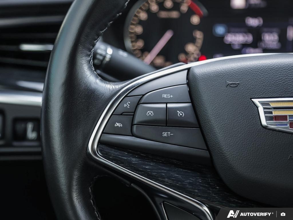 used 2023 Cadillac XT5 car, priced at $35,616