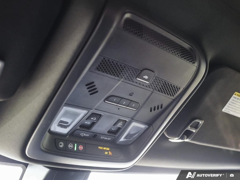 used 2023 Cadillac XT5 car, priced at $35,616