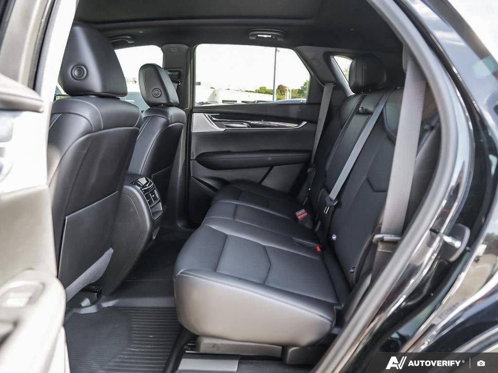 used 2023 Cadillac XT5 car, priced at $35,616