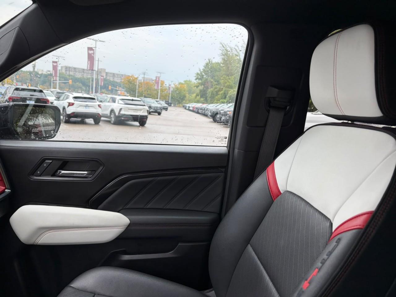 used 2024 GMC Canyon car