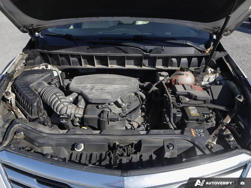 used 2018 Cadillac XT5 car, priced at $18,141