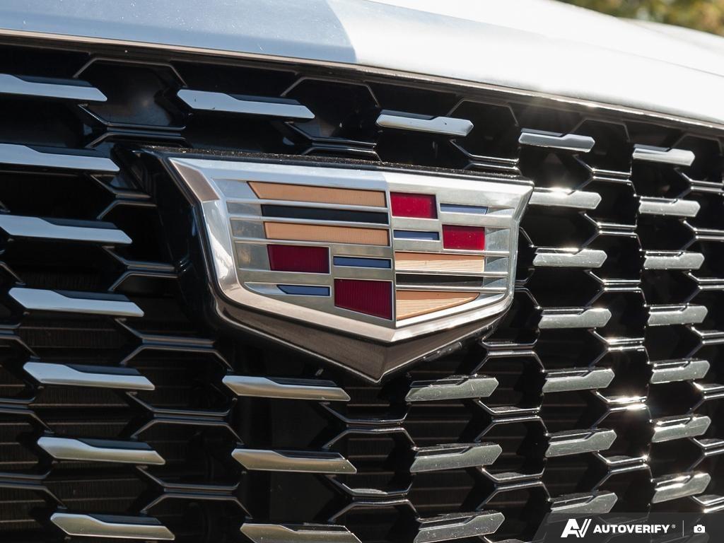 used 2022 Cadillac XT5 car, priced at $33,499
