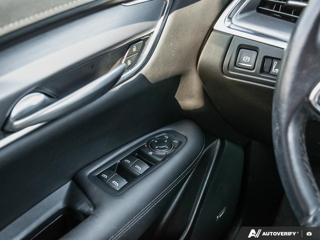 used 2022 Cadillac XT5 car, priced at $33,499