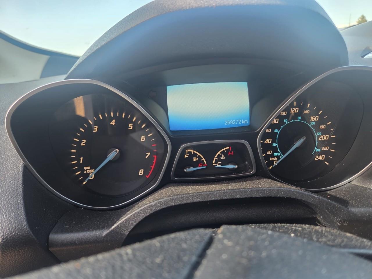 used 2015 Ford Escape car, priced at $2,500