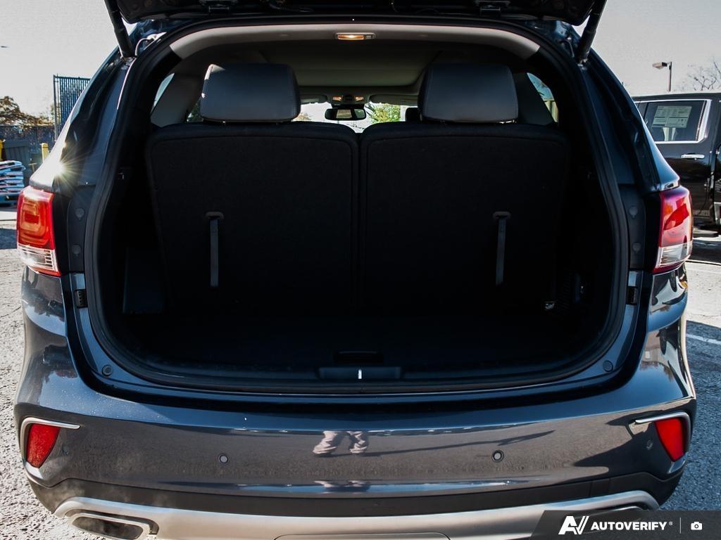 used 2017 Hyundai Santa Fe XL car, priced at $11,500