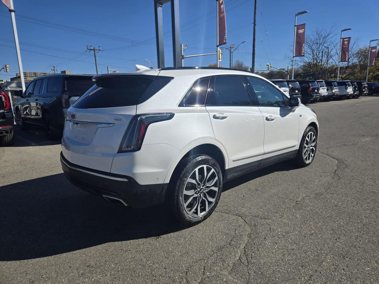 used 2023 Cadillac XT5 car, priced at $42,399
