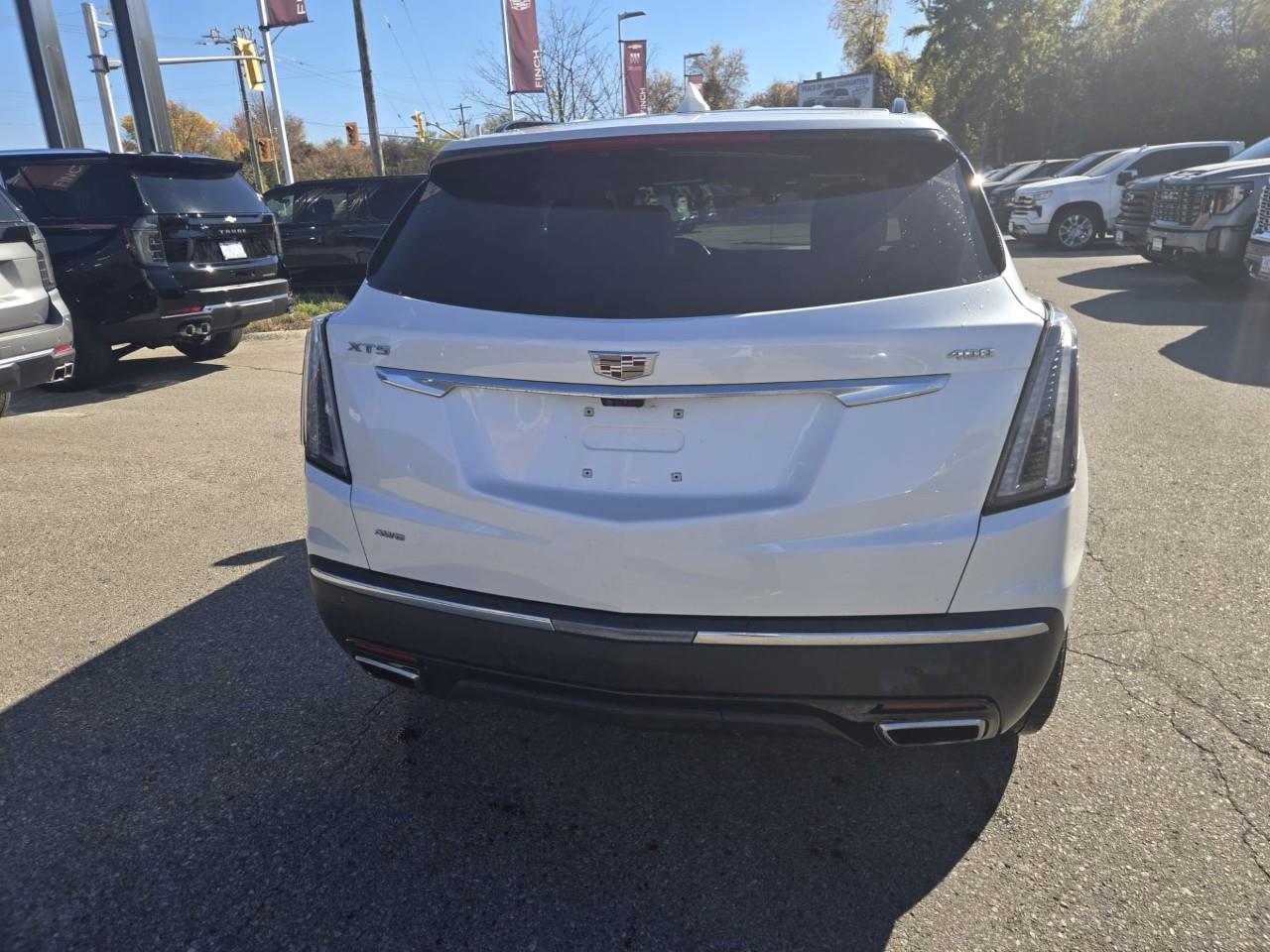 used 2023 Cadillac XT5 car, priced at $42,399