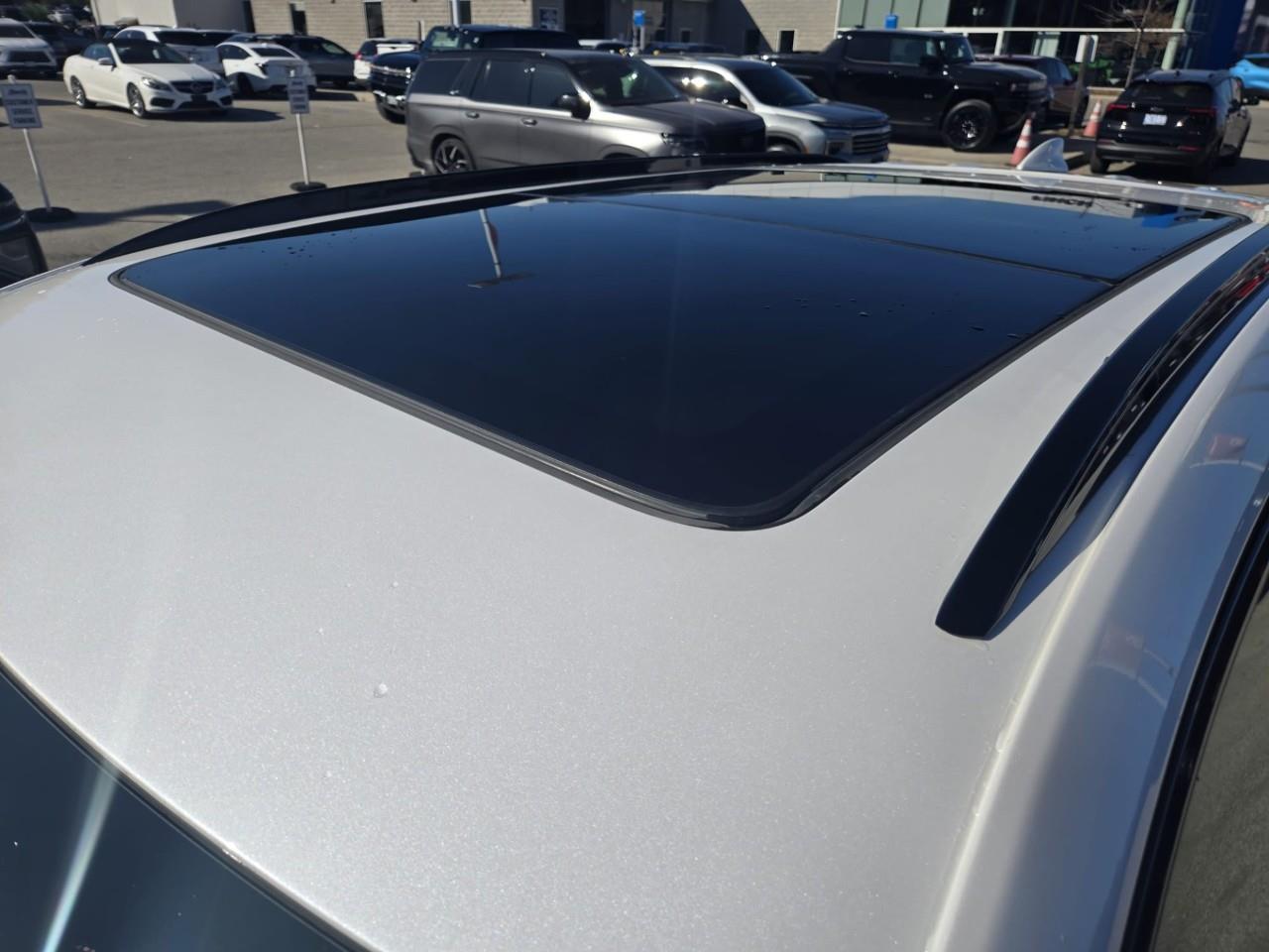 used 2023 Cadillac XT5 car, priced at $42,399