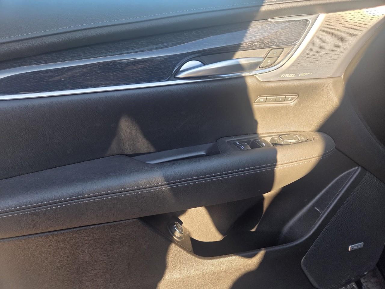 used 2023 Cadillac XT5 car, priced at $40,899