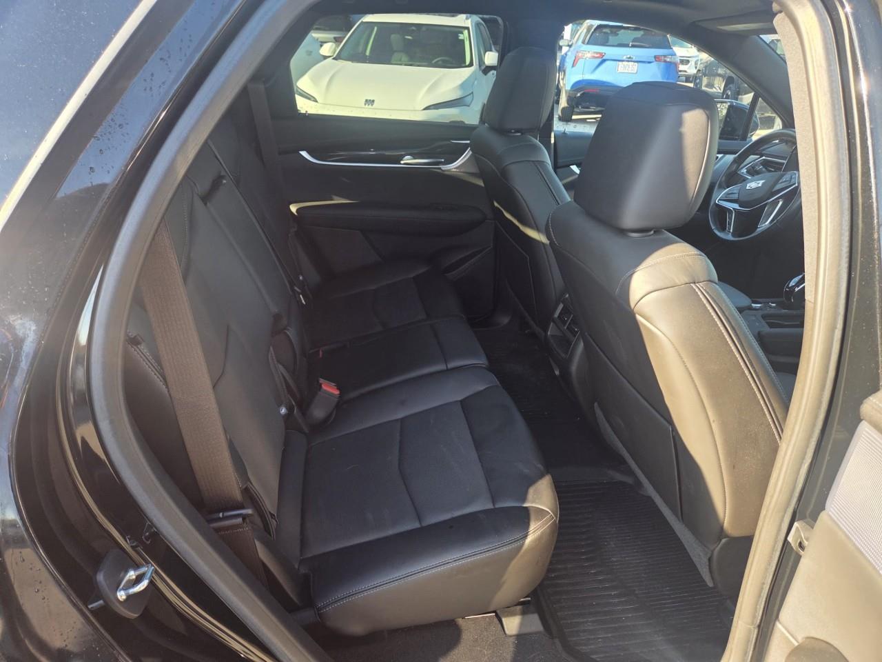 used 2023 Cadillac XT5 car, priced at $40,899