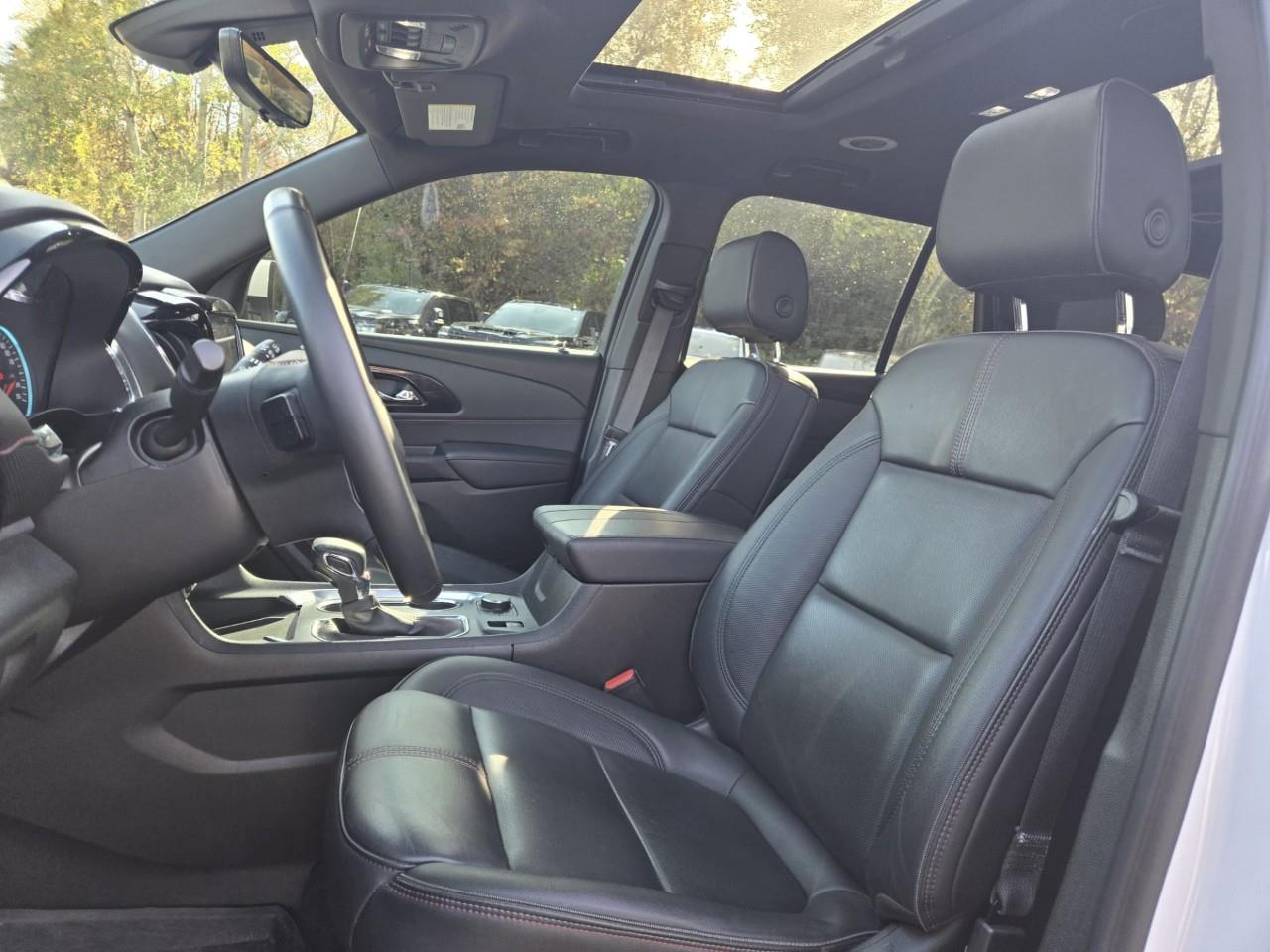 used 2023 Chevrolet Traverse car, priced at $39,685