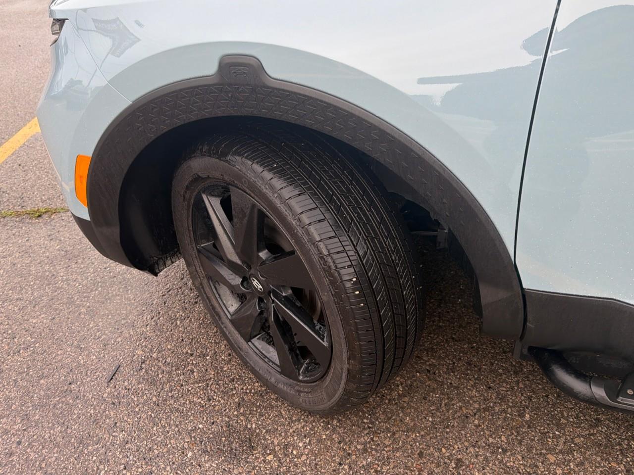 used 2023 Hyundai Santa Cruz car, priced at $35,097