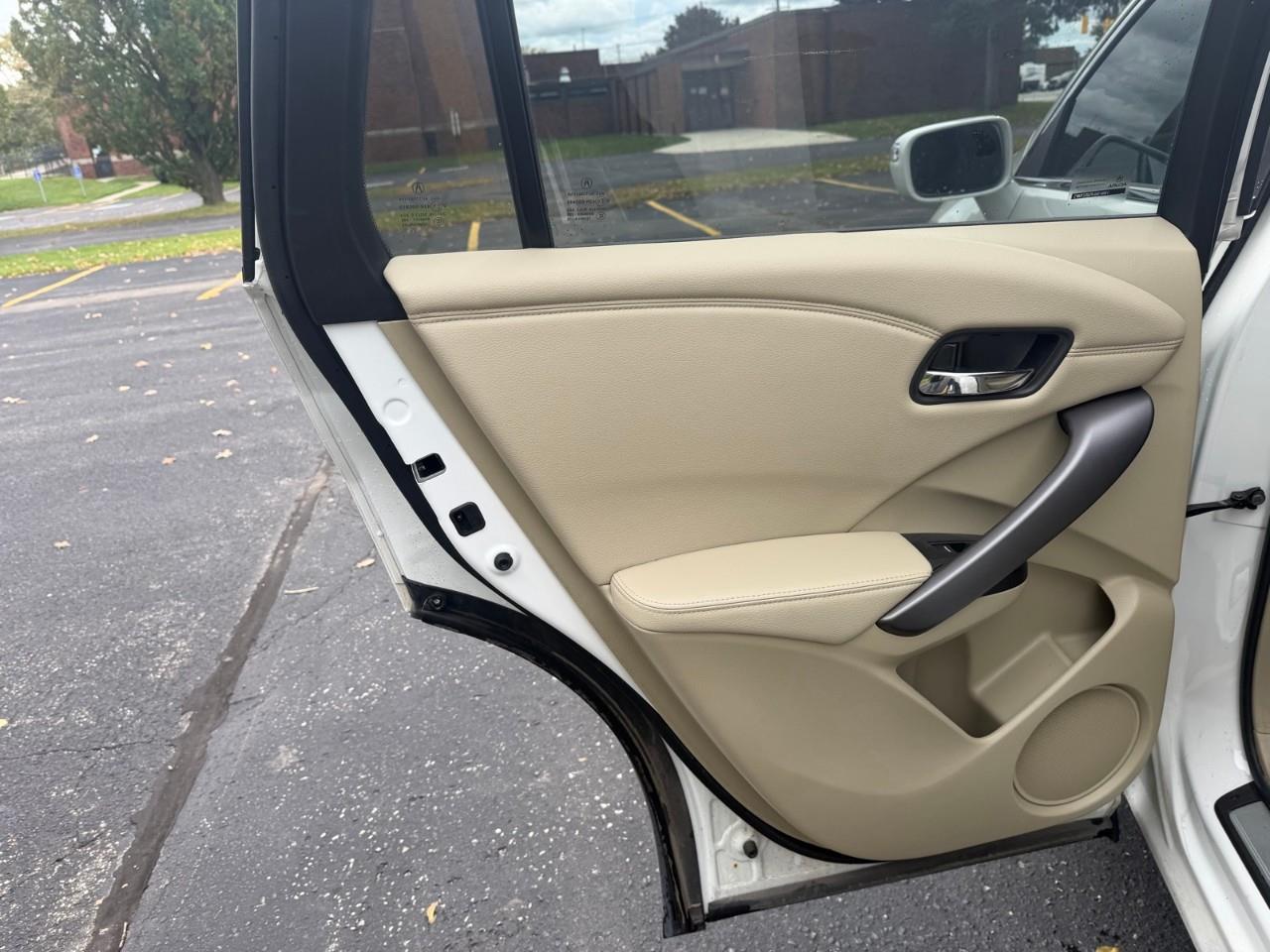 used 2015 Acura RDX car, priced at $25,697