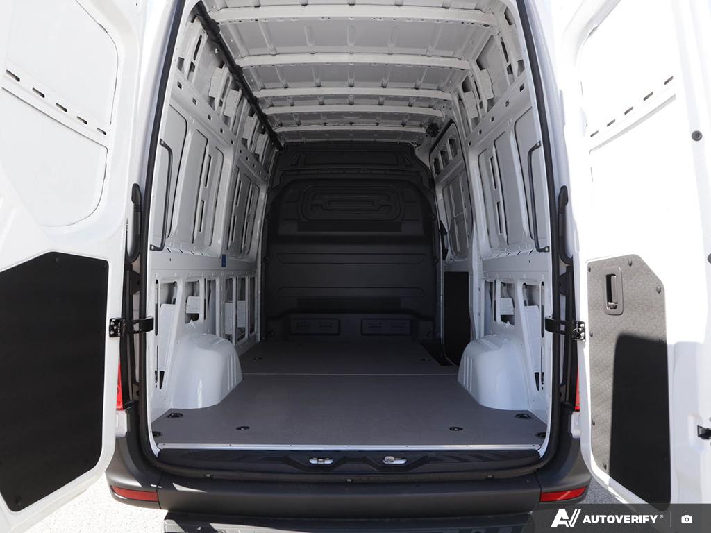 new 2026 Mercedes-Benz Sprinter 2500 car, priced at $78,648