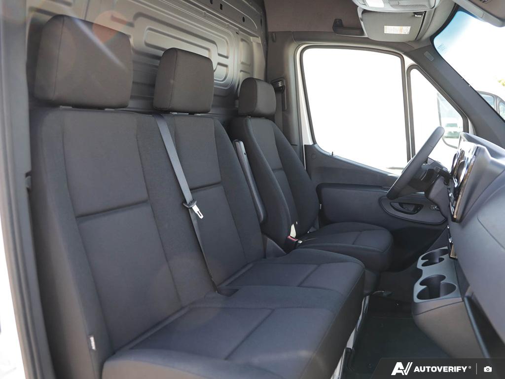 new 2026 Mercedes-Benz Sprinter 2500 car, priced at $78,648