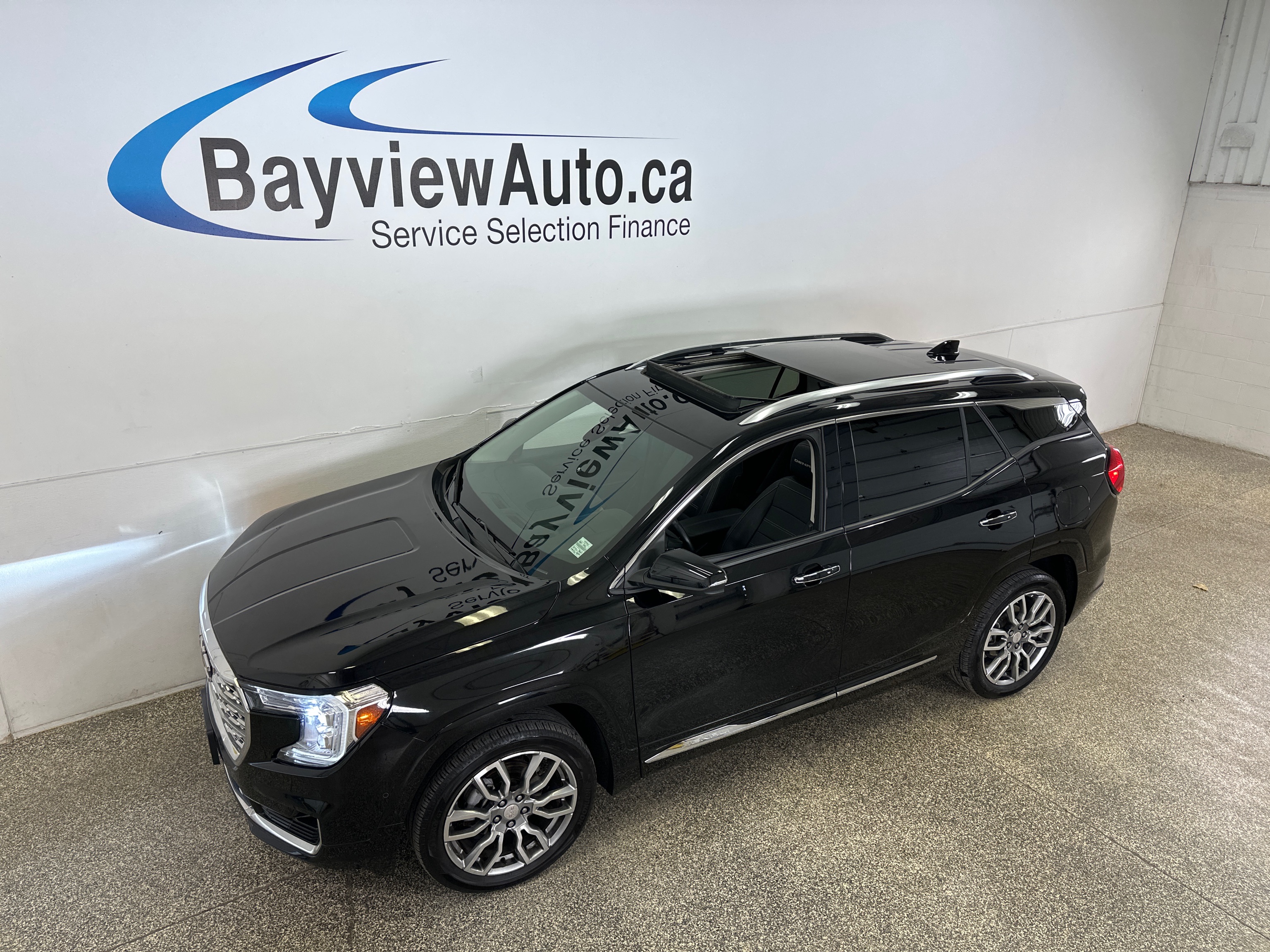 2024 GMC Terrain Denali AWD   