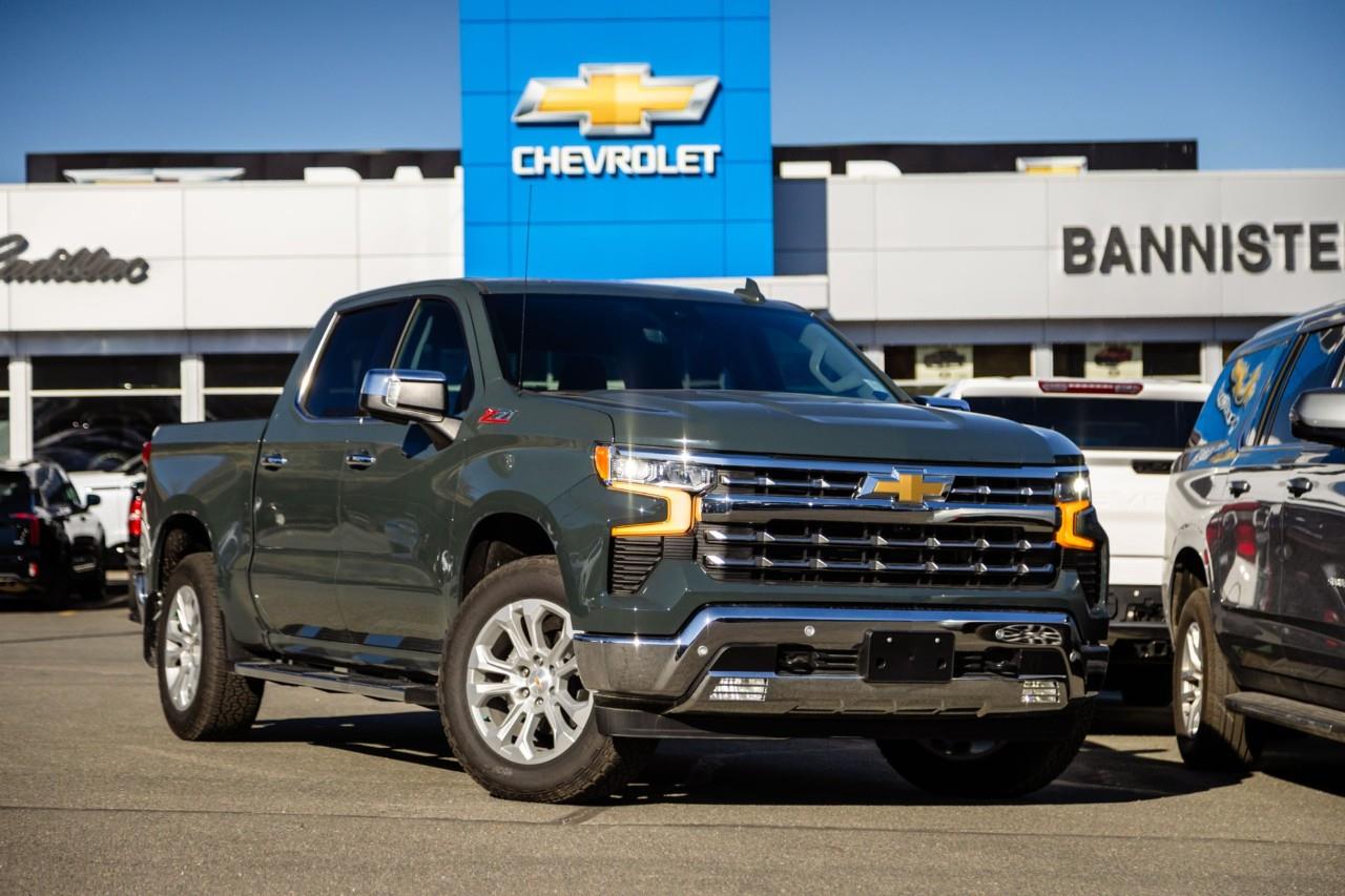 Gray 2025 Chevrolet Silverado 1500 Pickup Truck Four-Wheel Drive Automatic