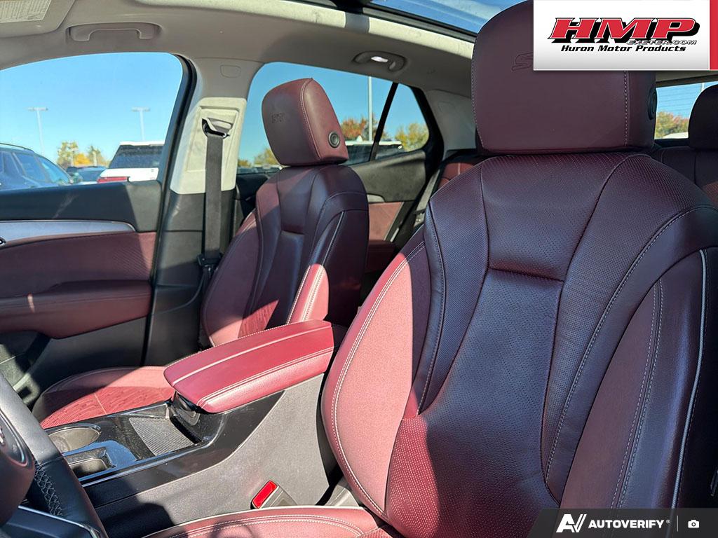 used 2024 Buick Envision car, priced at $35,985