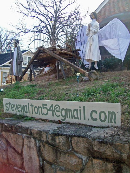 photo of Steve Walton's nativity display