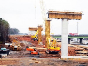 Columns, Northwest Corridor
