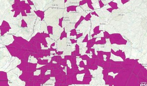 The areas shaded in purple are those in which more than 100 households don't have access to a vehicle and are located more than a half-mile from a supermarket. Credit: usda.gov.