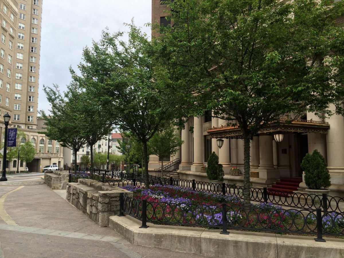 Ponce sidewalk