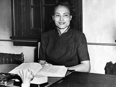 Librarian Annie L. McPheeters was one of the women who developed the library's core Negro History Collection. Courtesy of Archives Division, Auburn Avenue Research Library on African American Culture and History, Atlanta-Fulton Public Library System. Photograph by Lane Brothers