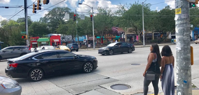 Little Five Points, traffic mix