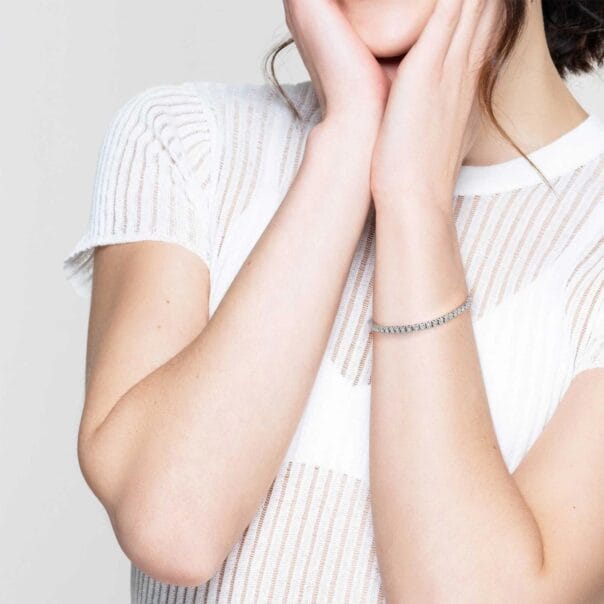 876d2c835a4f58b7745d3b5aa5f050bb