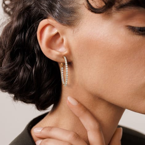 Rose_obr_Diamond_hoops_1080x1080