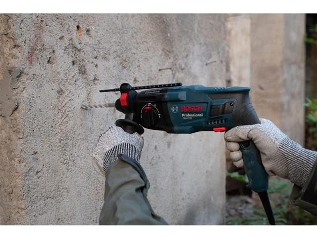 Martelo Perfurador Bosch GBH 220 com Maleta 720W 220V - 4