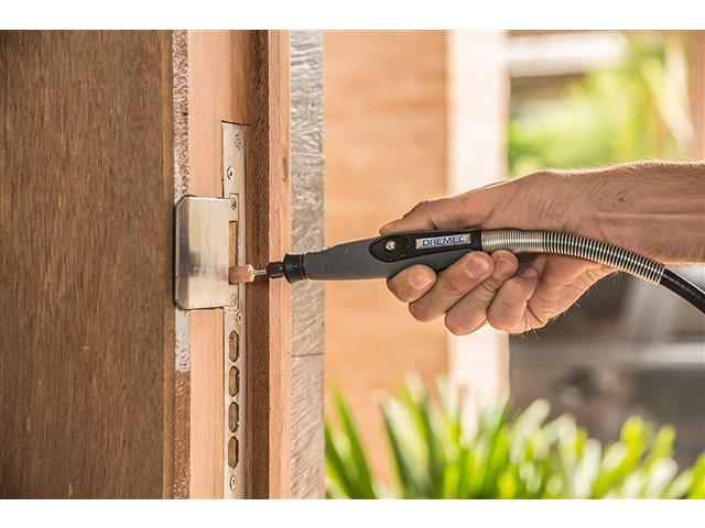 Microrretífica Dremel 3000 com 83 Acessórios 220V - 7